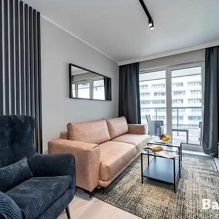 Balticon Kasprowicza Parking Inclusive Апартаменти