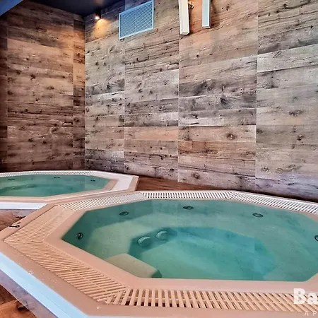 Balticon Kasprowicza Parking Inclusive Apartment